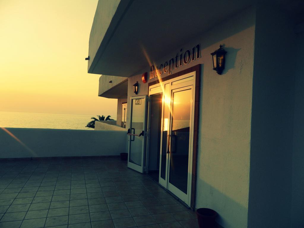 La Plage Noire Resort Marina di Sorso Exterior photo