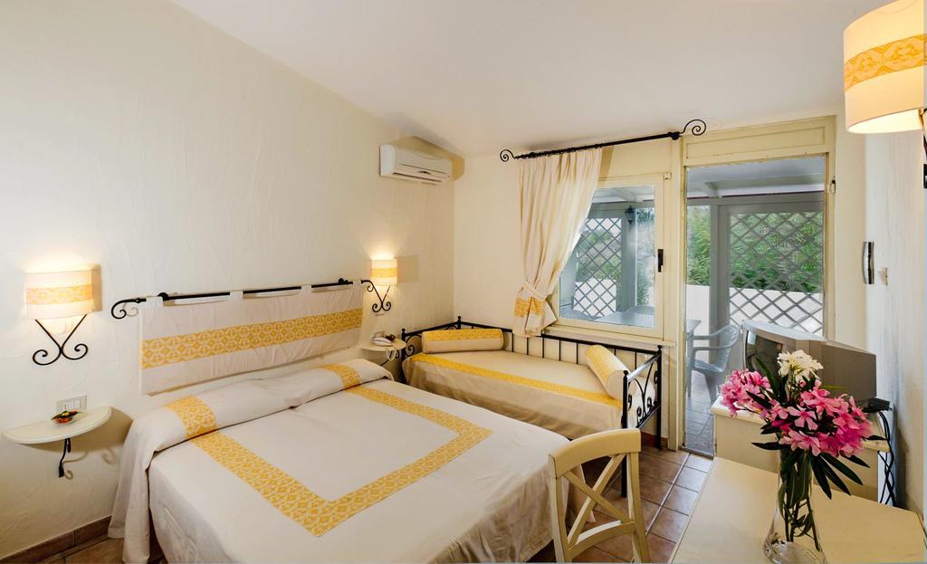 La Plage Noire Resort Marina di Sorso Exterior photo