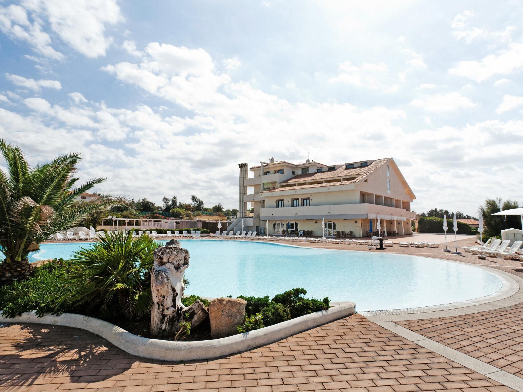 La Plage Noire Resort Marina di Sorso Exterior photo