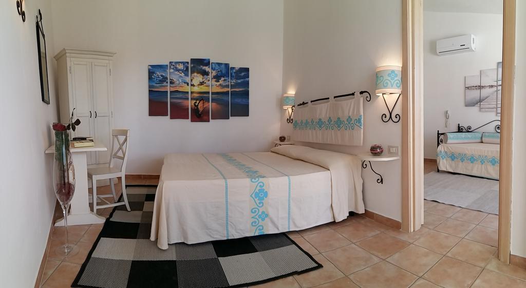 La Plage Noire Resort Marina di Sorso Exterior photo