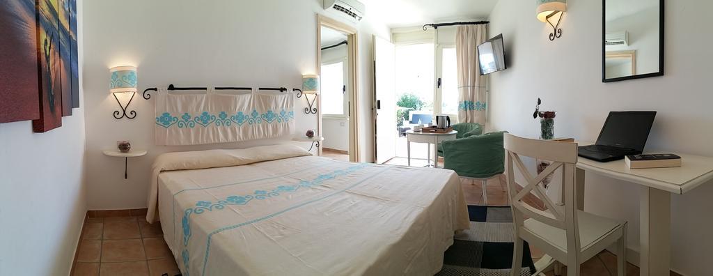 La Plage Noire Resort Marina di Sorso Exterior photo