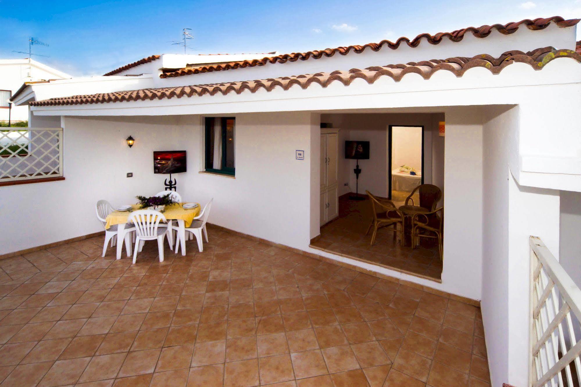 La Plage Noire Resort Marina di Sorso Exterior photo